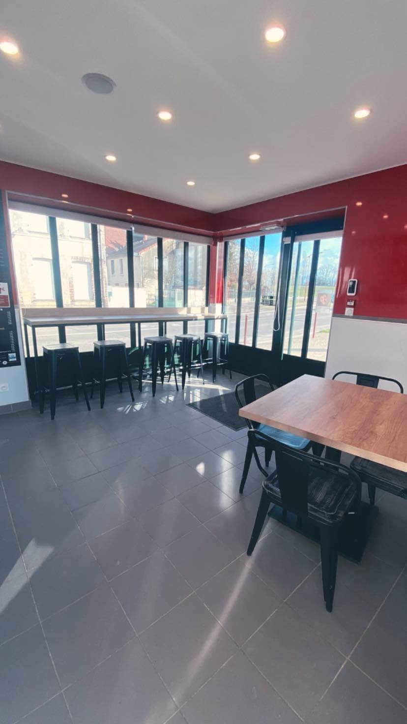 Le Kiosque à Pizzas - la salle