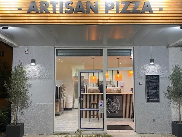 Artisan Pizza — photo 3