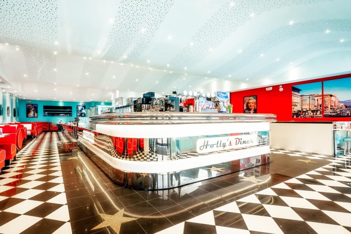 Holly's Diner — photo 3