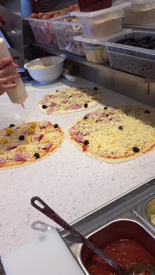 Le Kiosque à Pizzas - Des pizzas