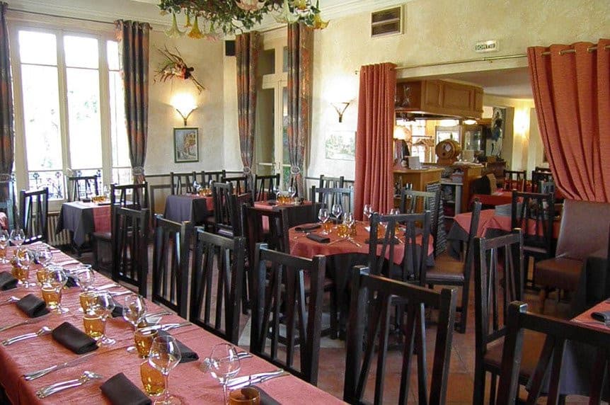 Chalet D' Étiolles — photo 3