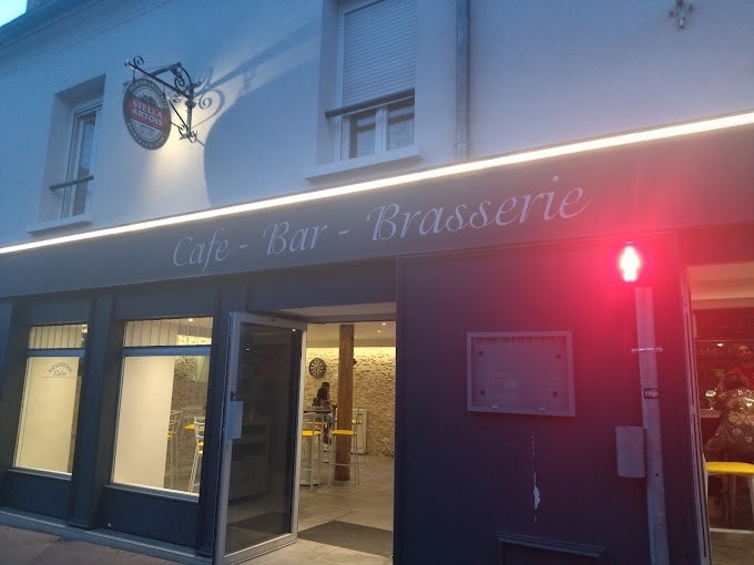 O bistro da promessa — photo 3
