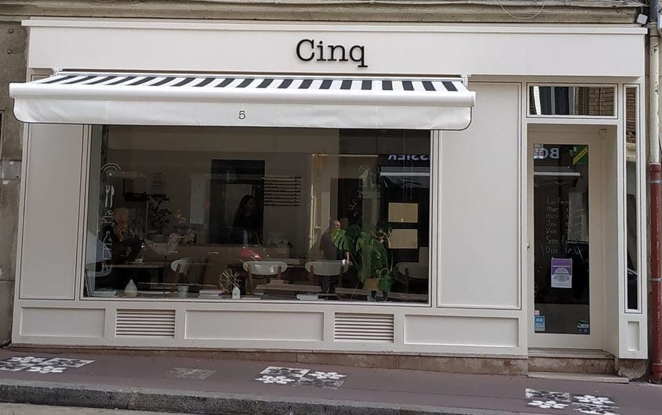 Cinq — photo 2
