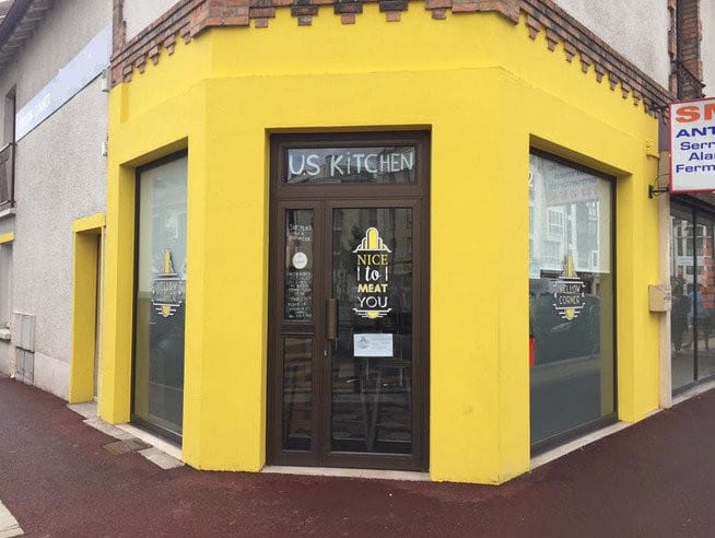 Yellow Corner — photo 2