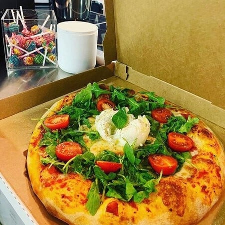 Chez Dani Pizza — photo 2
