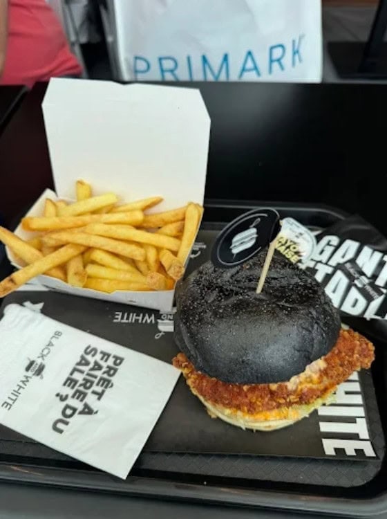 Black & White Burger — photo 2