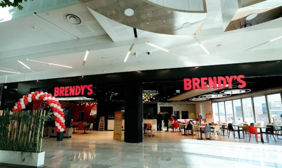 Brendy's Café — Café restaurant à Villeneuve la Garenne — photo 3