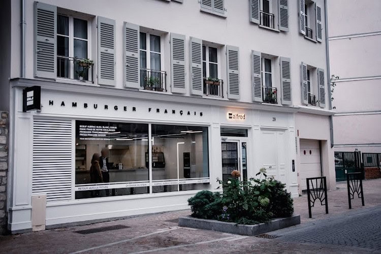 Alfred Burger — photo 2