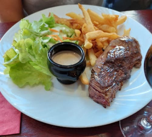 Au petit théâtre — Brasserie à Asnieres sur Seine — photo 2