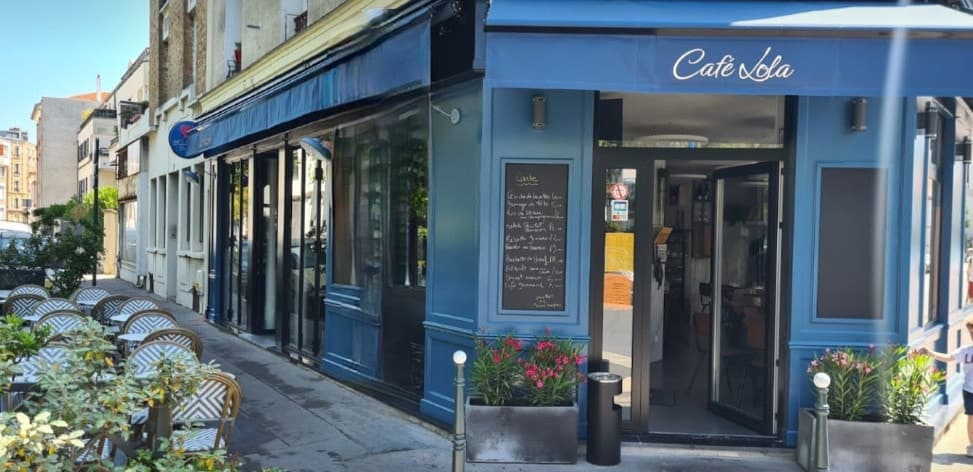 Café Lola — photo 2