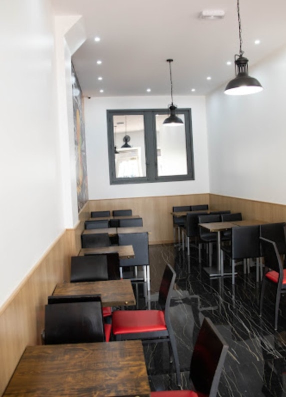 Queen's Burger — photo 3