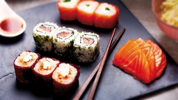 Eat Sushi — photo 2