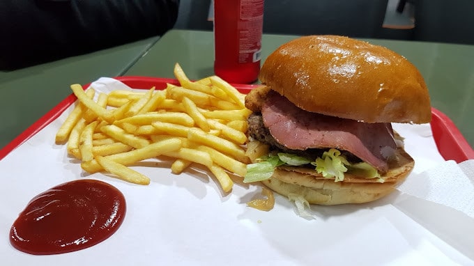 Planet's burger — photo 2