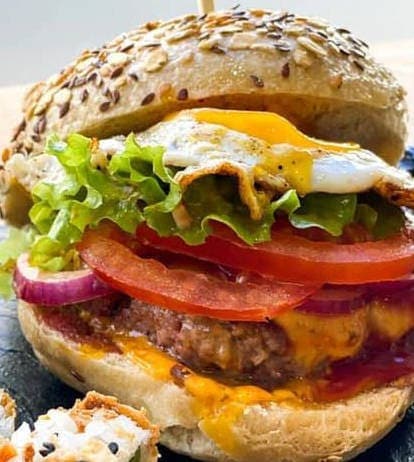 Rapide Burger & Sushi — photo 3