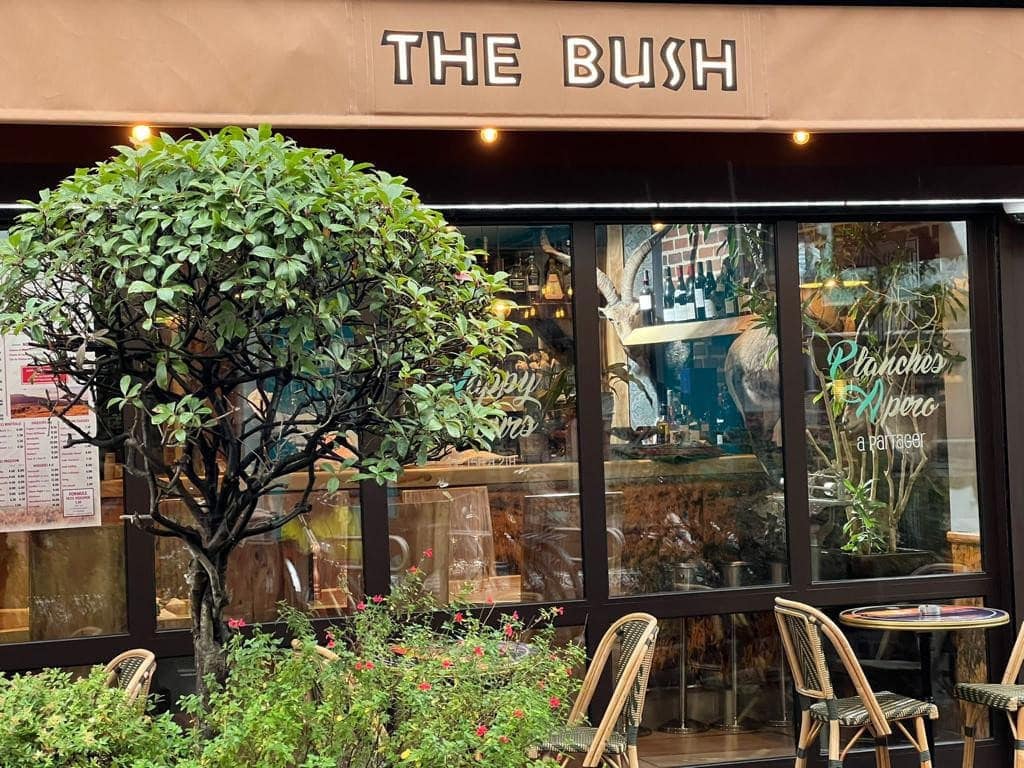The Bush — photo 2