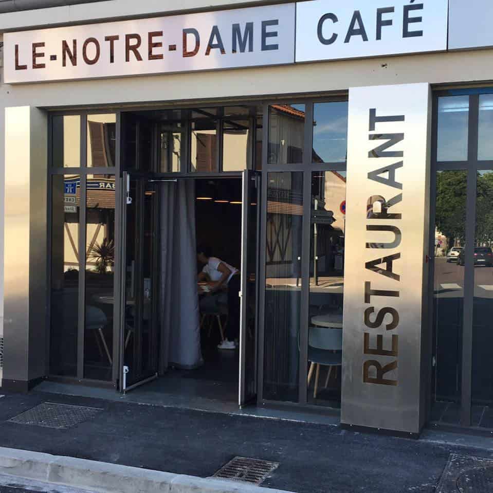 Le Notre Dame Cafe — photo 2