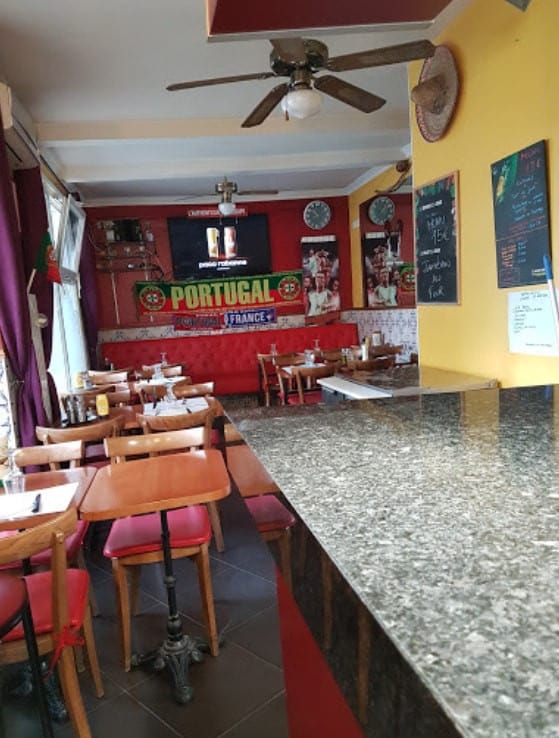 Magestic Bar — photo 3