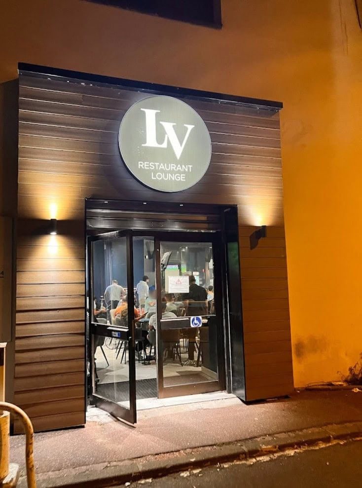 LV — photo 2
