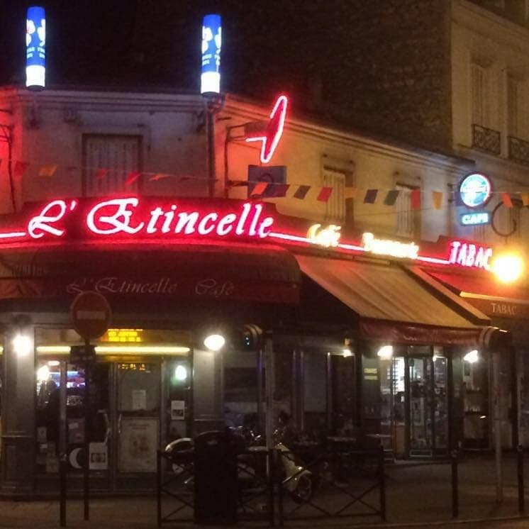 L'étincelle cafe — Brasserie à La Varenne Saint Hilaire — photo 2