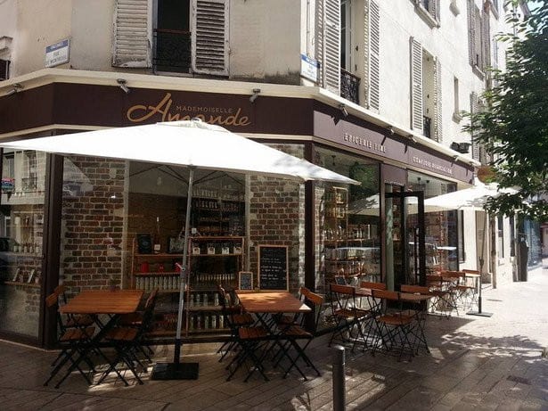 Mademoiselle Amande — photo 2
