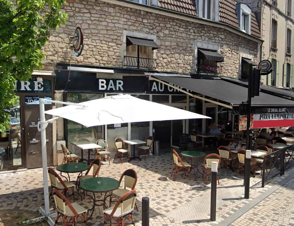 Au Cheval Blanc — photo 2