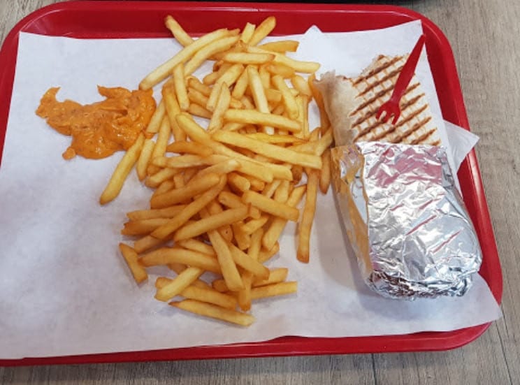 Mac food 94 halal 100/100 — photo 2