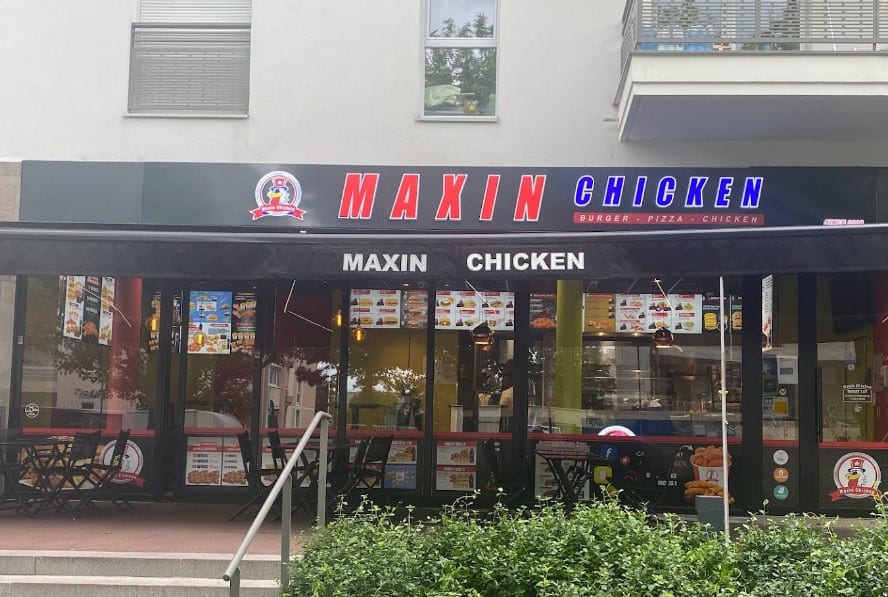 Maxin chicken — photo 2