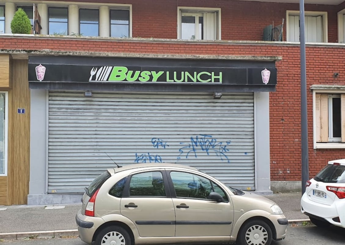 Busy Lunch — photo 3