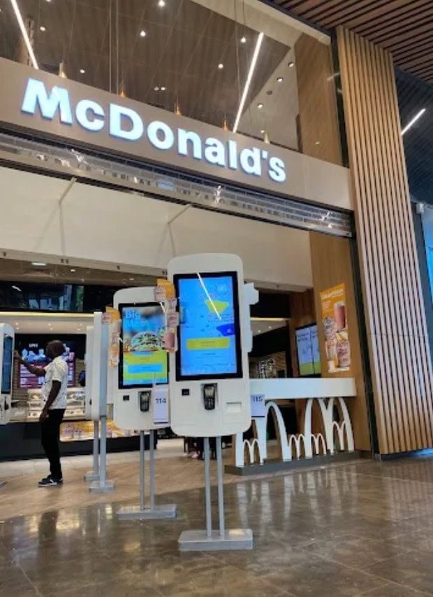 Mc Donald's — photo 3