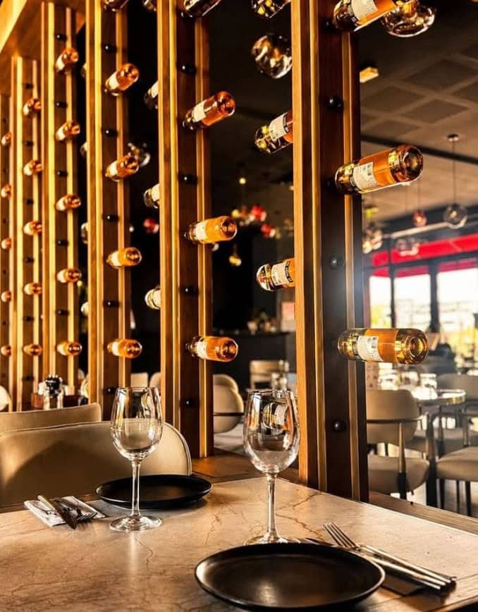 Eiffel steakhouse — photo 4