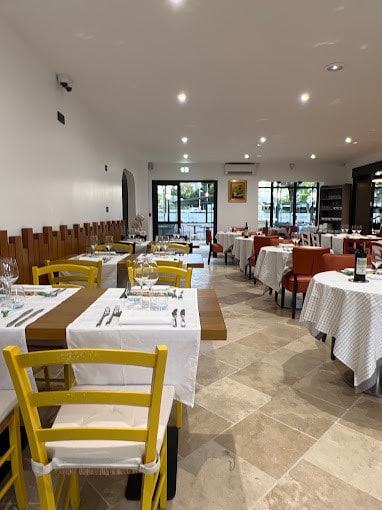 Le Grand Charles — Brasserie à Roissy en France — photo 3