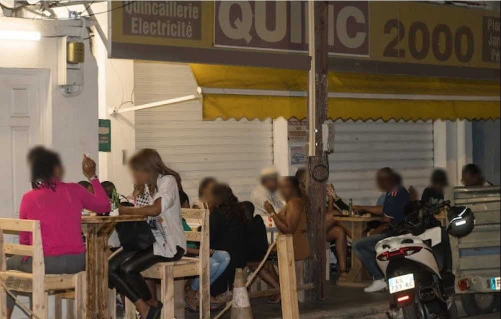 Le Pacifique Bar — photo 2