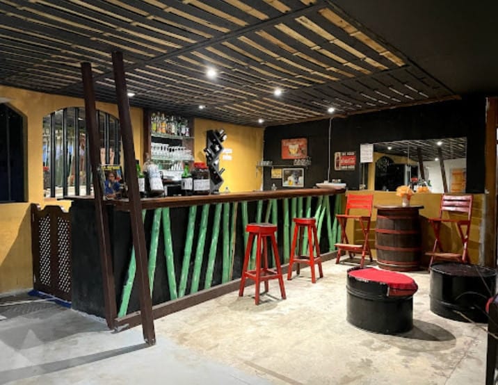 Stories Bar — photo 3