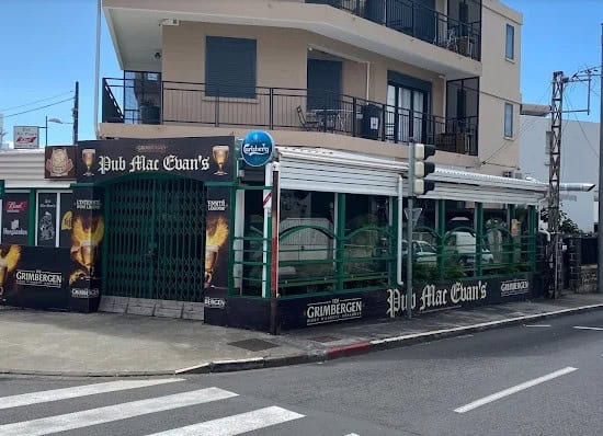 Mac Evan's Pub — photo 3
