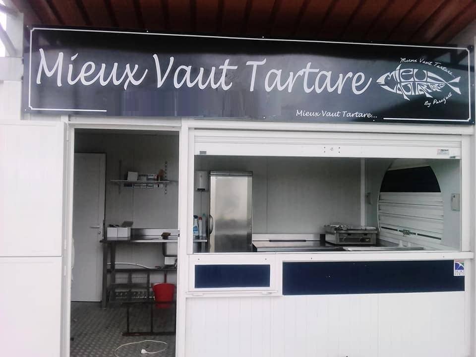 Mieux Vaut Tartare, By Paraz'art — Poissons et fruits de mer à Saint Denis — photo 2
