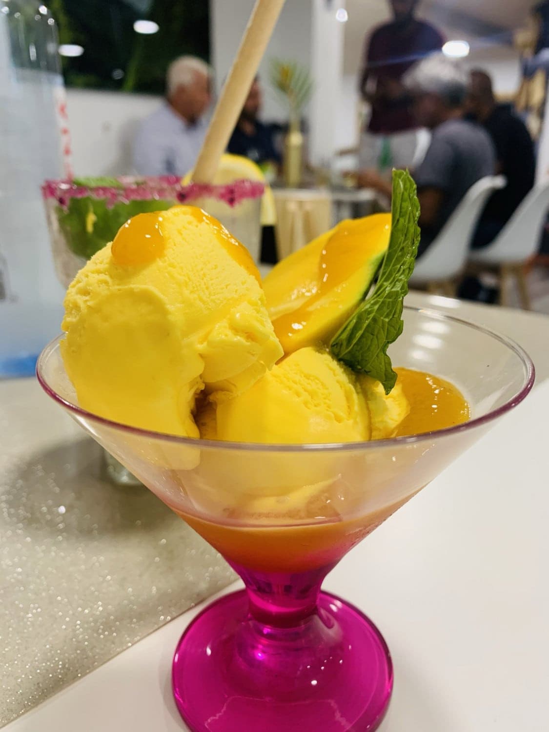 A la table de Lyne — photo 19