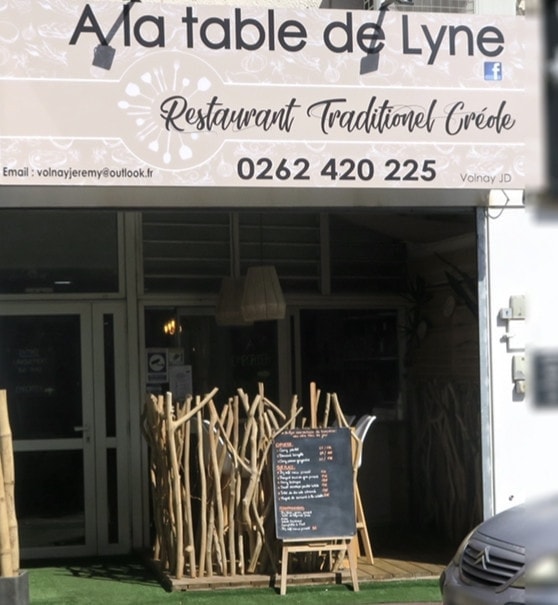 Photo de A la table de Lyne