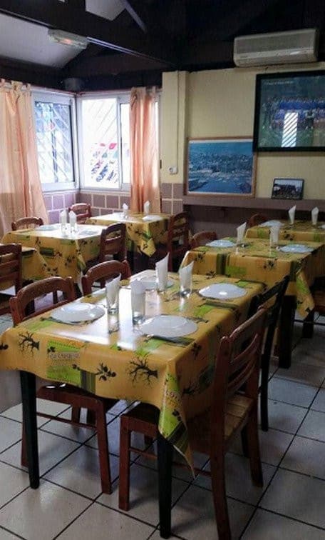La Detente Chez Gros Louis — Créole et Antillais à Saint Pierre — photo 3