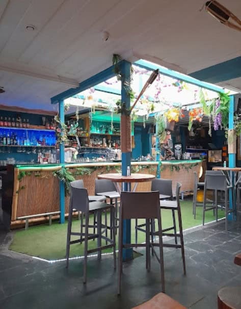 Longboard  cafe — photo 3