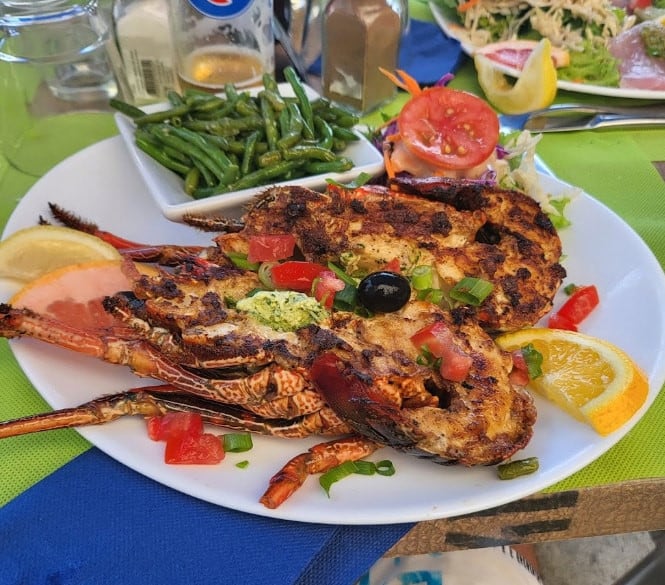Chez marie — Poissons et fruits de mer à Saint Gilles les Bains — photo 2