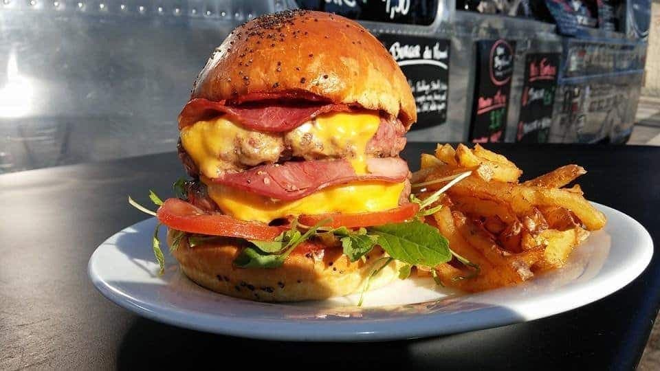 Airstream Burger — photo 3