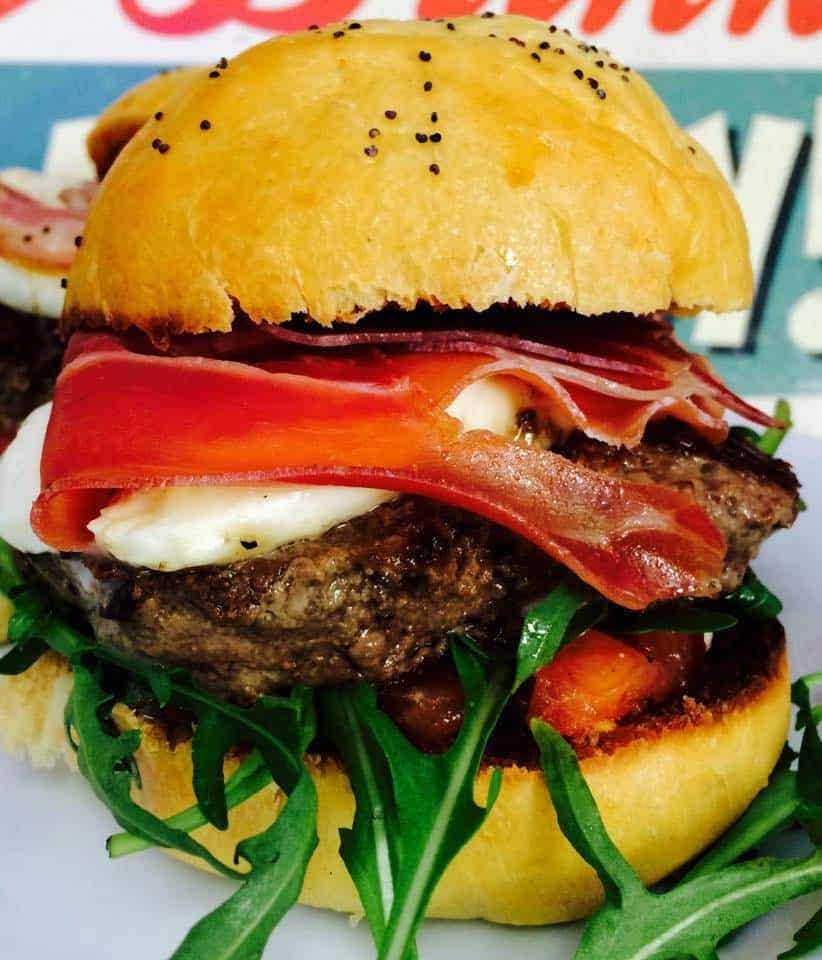 Airstream Burger — photo 2