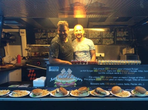 Aux Folie's Burger — photo 2
