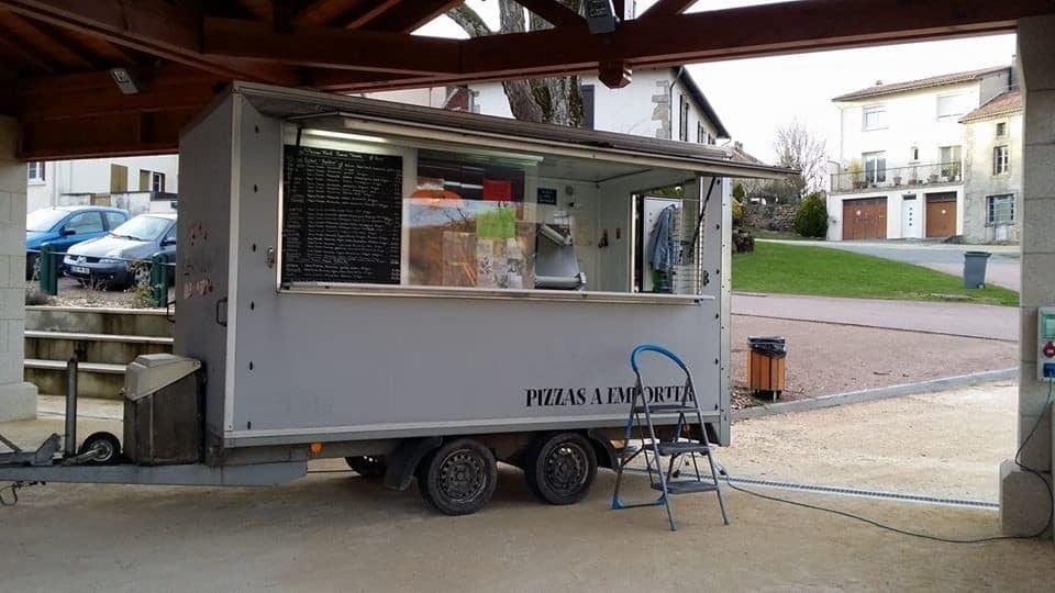 Chez Tata Pizza — photo 3