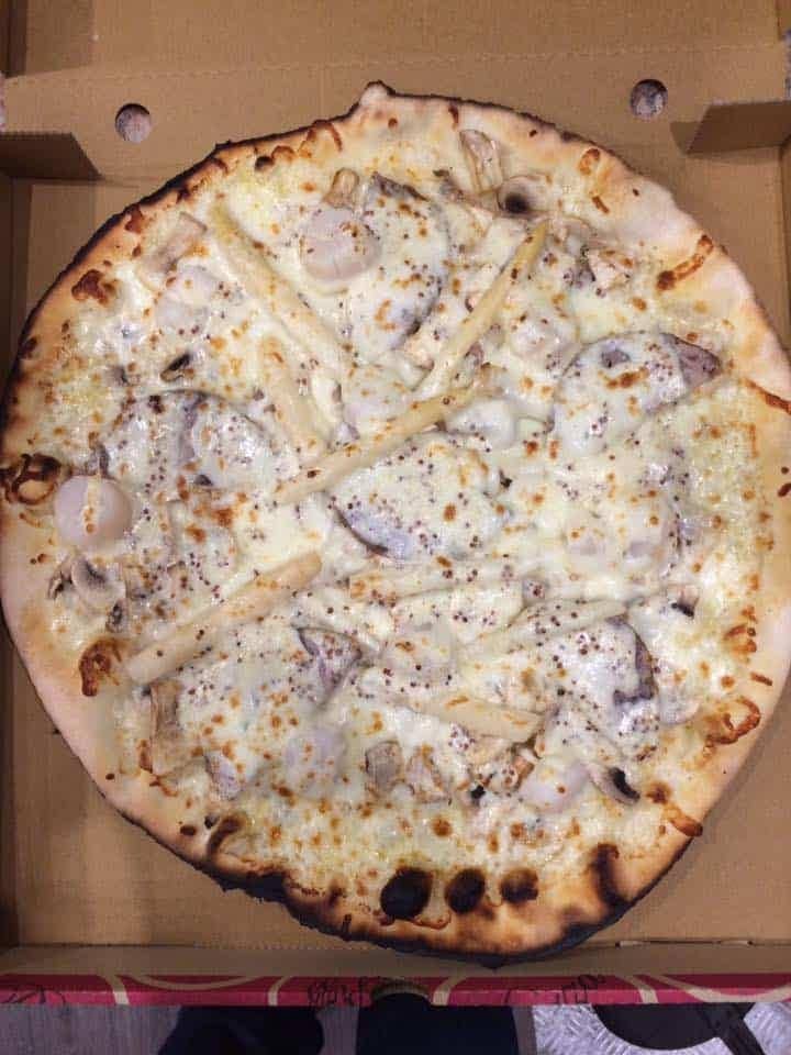 Delizioso pizza — photo 2