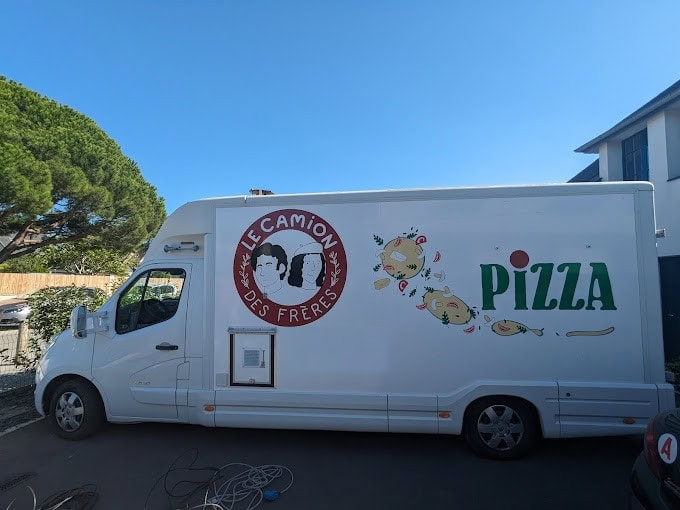 Le Camion Des Frères — photo 3