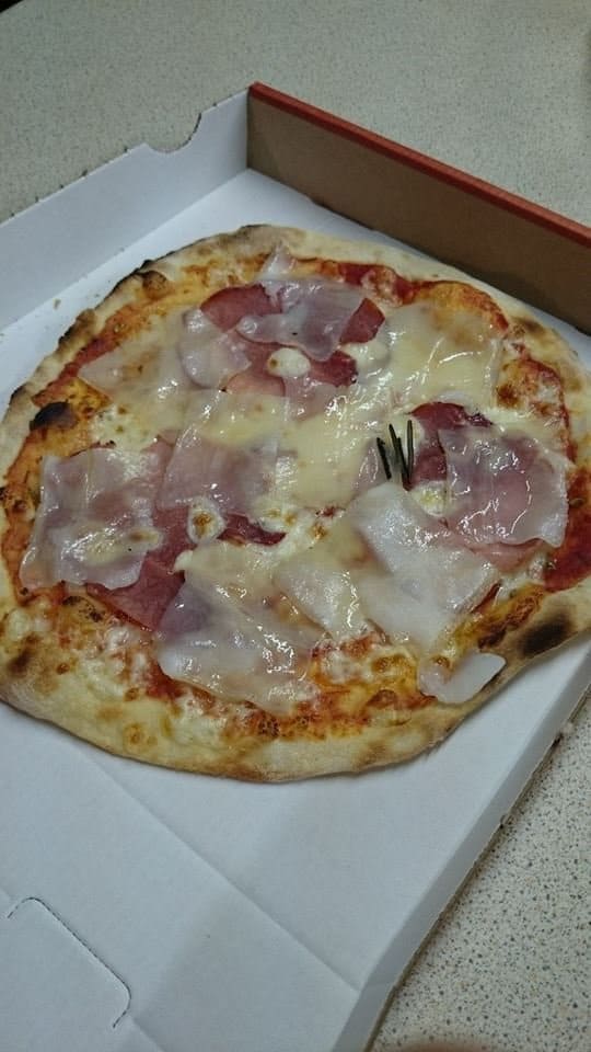 Le camion pizza "zaza pizza" — Pizza - pizzéria à Brunoy — photo 3