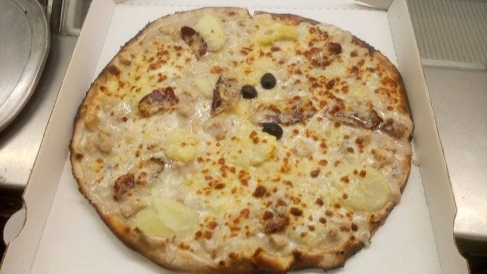 Lionel pizza — photo 2