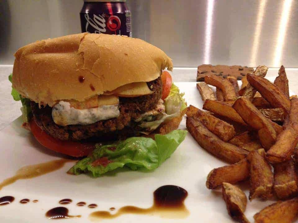 Lolo's Burger — photo 2