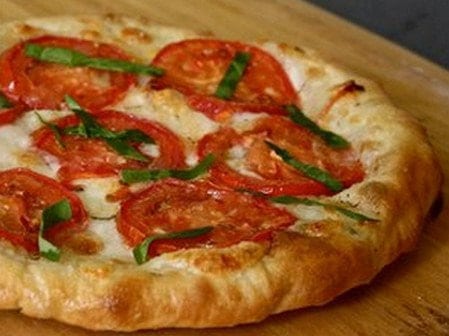 Momo pizza — photo 4